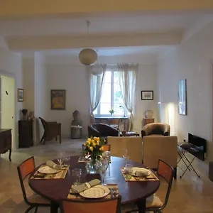 https://coeur-de-larquet.fr-provencehotel.com