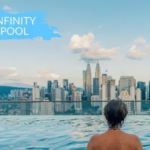  Hostel Skypool Kl Free Infinity Pool Over Maleisië